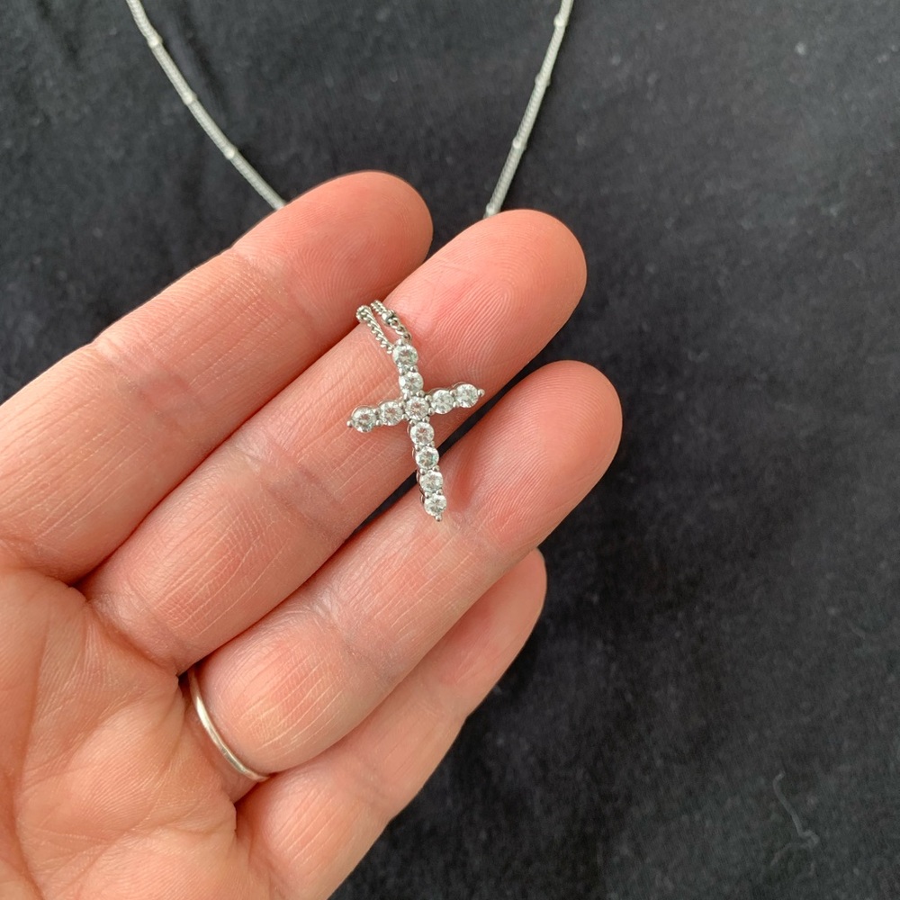 Jaclyn Roxanne ‘The Cross’ - Rhodium